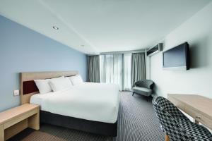 Superior King Room room in Naumi Studio Hotel Sydney - formerly known as Rendezvous Sydney Central