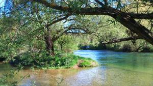 SMARAGD RIVER near Rastoke & Plitvice Lakes - 4hvězdičkové hotely ve městě Slunj