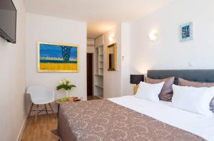 Double Room with Terrace room in Villa Dard