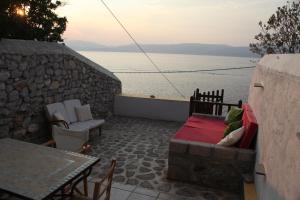 Alkioni stone house Hydra Greece