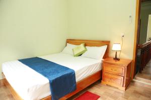 Phòng Giường Đôi Nhìn Ra Núi (Double Room with Mountain View)