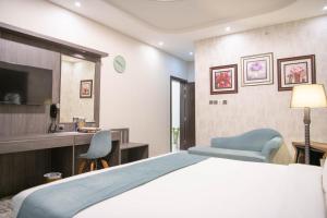 فندق ان فيولا