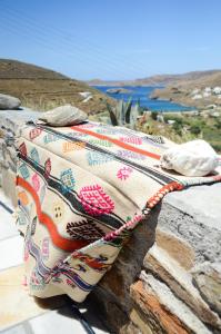 Hillside Kolona View Villa Kythnos Greece