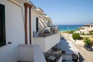 Appartamenti a 30 mt dal mare a Torre San Giovanni - 托雷圣乔万尼乌