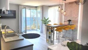 APARTAMENT ELEGANCE YELLOW - Rewal