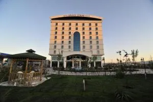 Grand Cenas Hotel - Agrı