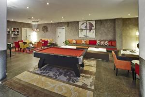 Hotels Kyriad Prestige Lyon Est - Saint Priest Eurexpo Hotel and SPA : photos des chambres