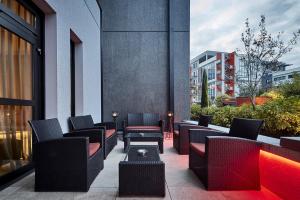 Hotels Kyriad Prestige Lyon Est - Saint Priest Eurexpo Hotel and SPA : photos des chambres