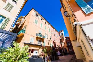 Quai des Marinières AP2015 by Riviera Holiday Homes