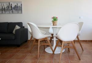 Apartamento con piscina y vistas al mar Aguamarina 36