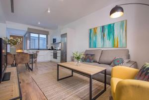 Armenta Deluxe Suite by Valcambre