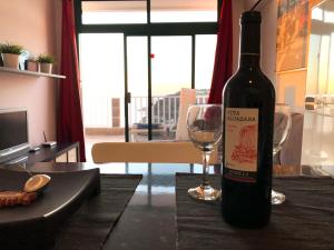 Apartment with big pool and sea view