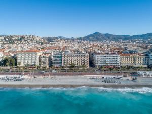 27 Promenade des Anglais, 06000 Nice, France.