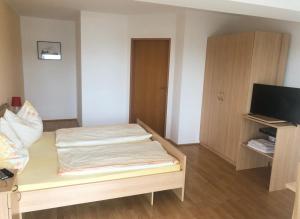 Double Room room in Gasthaus-Pension zum Löwen