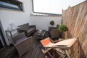 Deluxe Apartment with Terrace and parking room in Haas Apartments Downtown with Parking