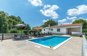 Luxury villa CHERRY in natural park