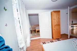 Family Room with Bathroom room in Pensiunea Soare si Luna