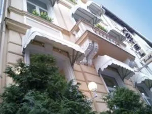 Buchholz Downtown Hotel - Köln