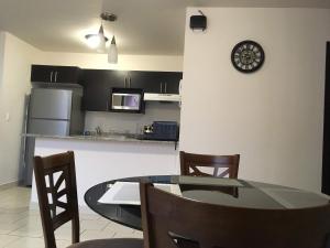 Apartamento Climatizado, 2 Habitaciones y Piscina