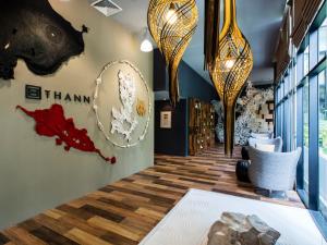 Emporium Suites by Chatrium