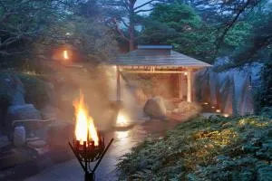仙台秋保温泉 篝火の湯 緑水亭 - Moniwa