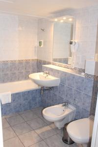 Sunny one bed, sea view, larvotto beach, Monaco