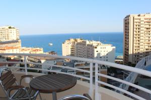 Appartements Sunny one bed, sea view, larvotto beach, Monaco : photos des chambres