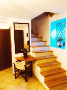 Romantic maisonette in the heart of Pythagoreio LH door