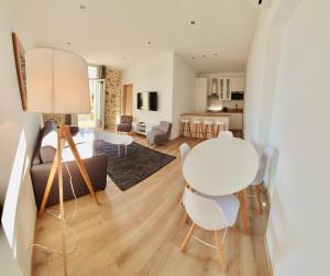 MAGNIFIQUE 3 P AVEC BALCON VUE PROXIMITE PLAGE