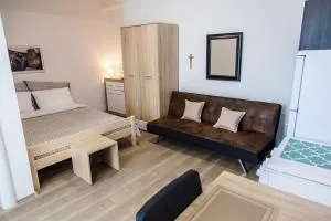 Anna Maria Medjugorje - Vionica