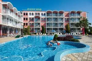 Hotel Longosa - All Inclusive - 阳光海滩