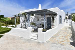 Patriko Family House Paros Greece