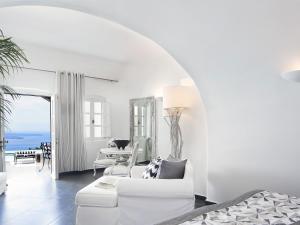 San Antonio - Small Luxury Hotels of the World Santorini Greece