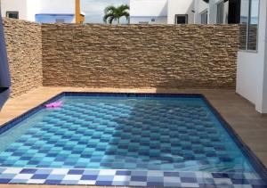 Casa Quinta con Piscina Privada y Aire Acondicionado via a Girardot