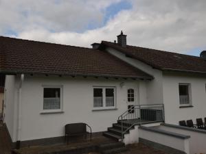 Cozy Holiday Home with Garden in Gees