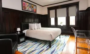 A Stylish Stay with a King Bed and Heated Floors #27 - Coolidge Corner
