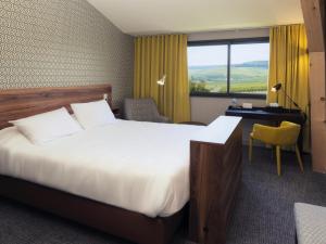 Hotels Les Grains d'Argent Dizy - Epernay : photos des chambres