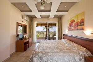 Standard Double Room with Garden or Sea View