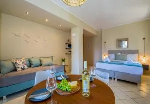 Gianthea Studios and Apt - Stalos