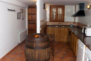 Two-Bedroom Apartment room in Casa Rural Benito