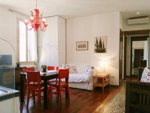 Ponte San Lorenzo apartment