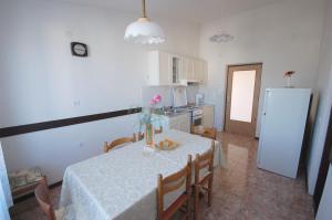 Apartment Mica by El-Pi Tours