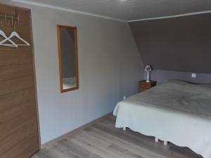 B&B / Chambres d'hotes La Cense Hebron : Suite 2 Chambres