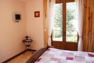 Double Room with Mountain View room in Gite Tranquyl