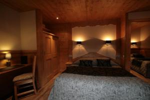 Hotels Logis Hotel & Spa Beau-Site : photos des chambres