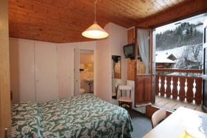Hotels Logis Hotel & Spa Beau-Site : photos des chambres