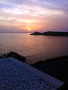 Aqua Blue, only 100 meters from the beach of Gialiskari