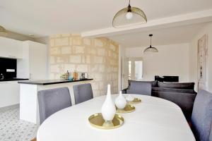 Appartements Les Halles et Hauteurs by Cocoonr : photos des chambres