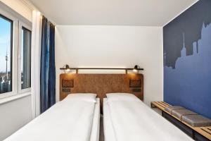 Double or Twin Room room in H2 Hotel München Olympiapark