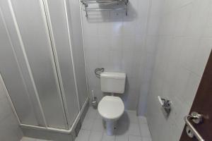 Mali Miločer Bay Accommodation